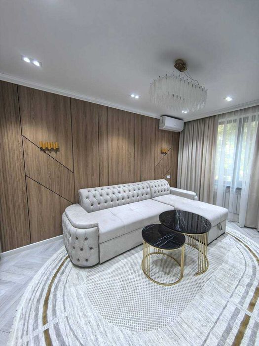 Анхор Речка Продается 1 комнатная 30м², метро Космонавтов, ЦЕНТР