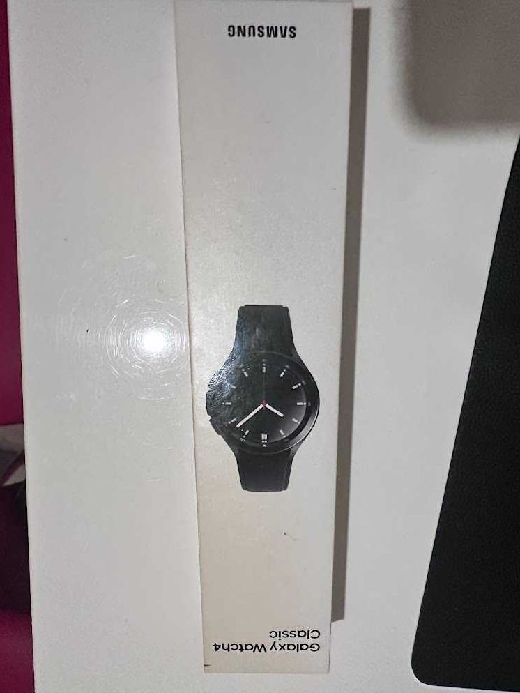 Продавам - Samsung Galaxy Watch 4 tactical