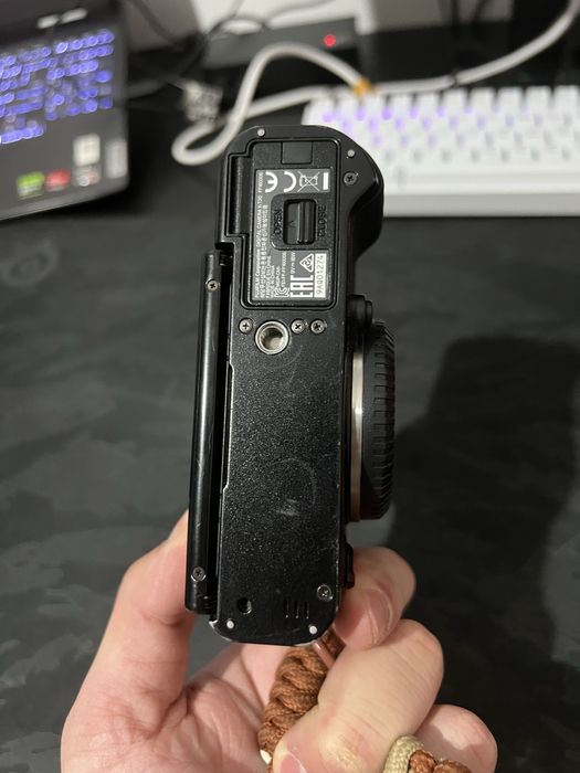 Fujifilm X-T20 - Perfect funcțional, cu defecte estetice