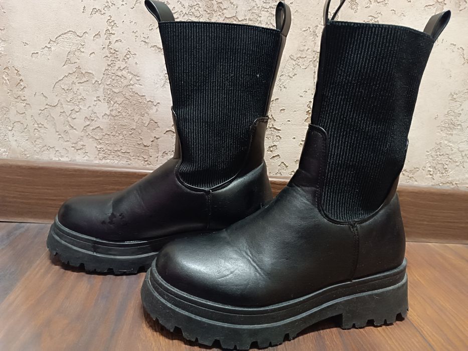 Дамски кожени боти