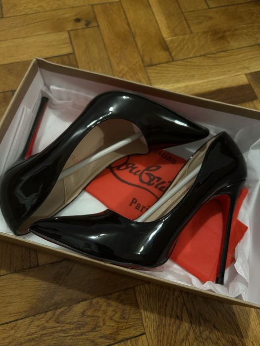 Louboutin токчета