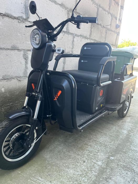 Tricicletă electrică