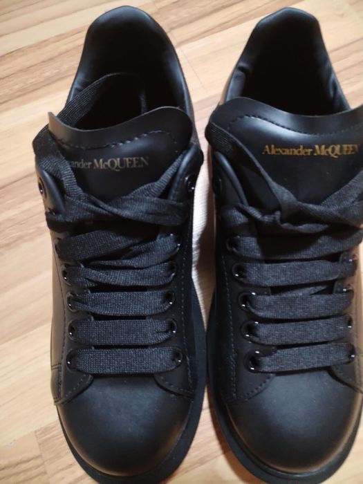 Alexander McQueen Femei
