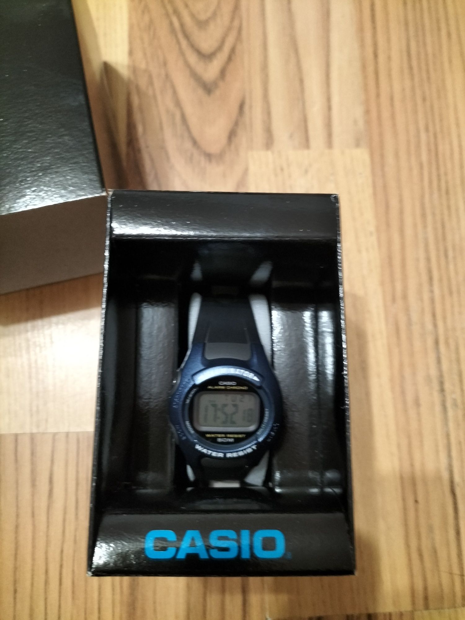 Ceas Casio nou electronic