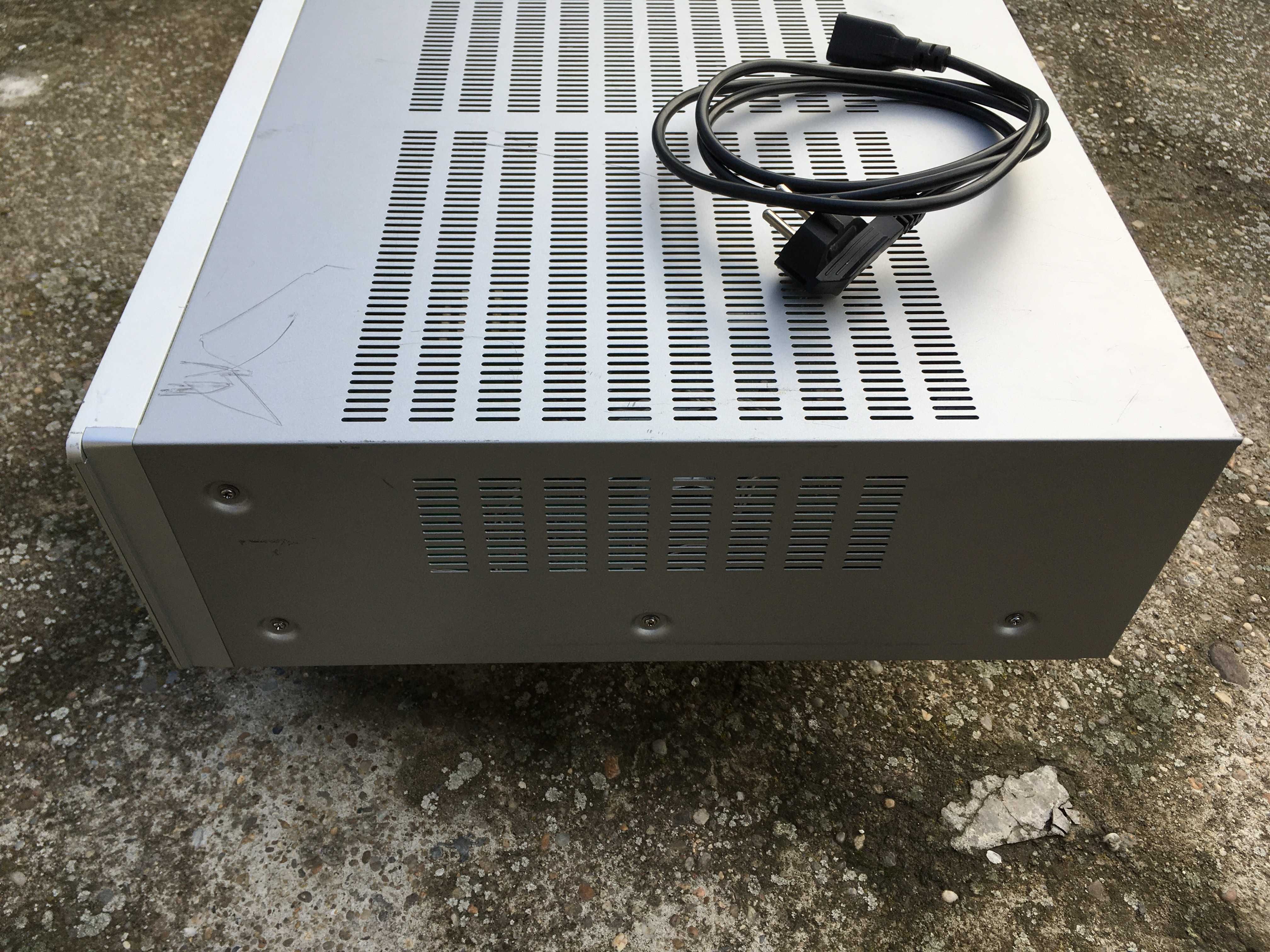 ресийвър Marantz SR-5400