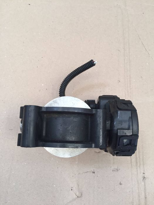 Clapeta shut off 2.2 Mercedes Sprinter Euro 5 A 651 090 04 70 Original