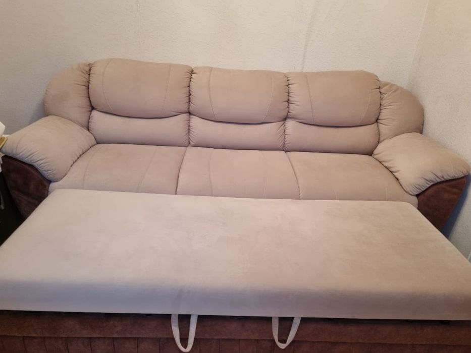 Продается два дивана для гостиной