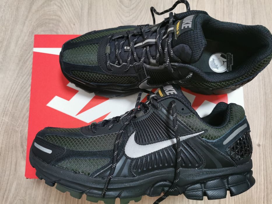 Vand încălțăminte zoom nike vomero 5