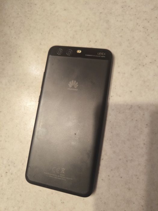 Телефон Huawei p10