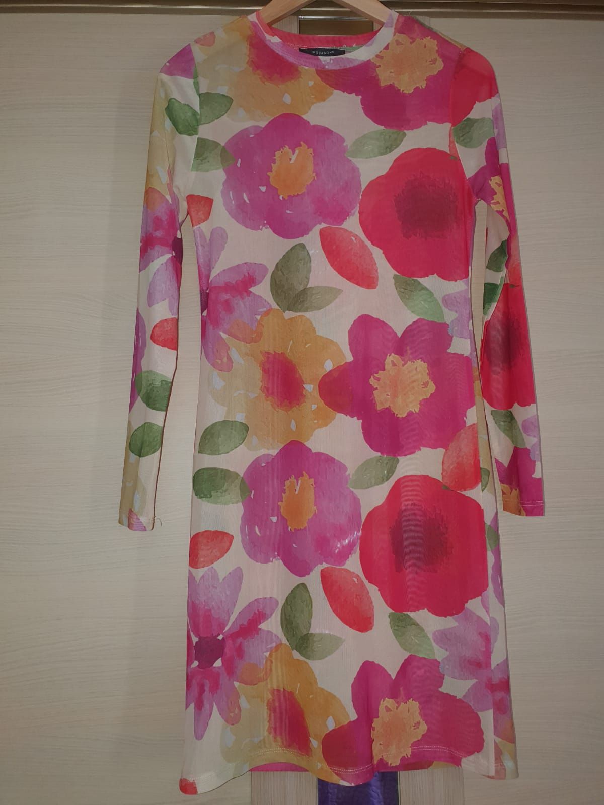 Rochie mulata pe corp  cu flori mărimea S