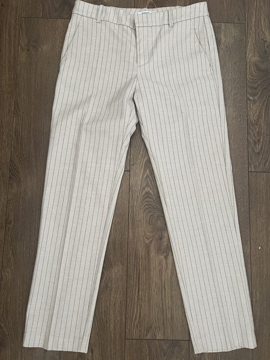 Pantaloni superbi Mango