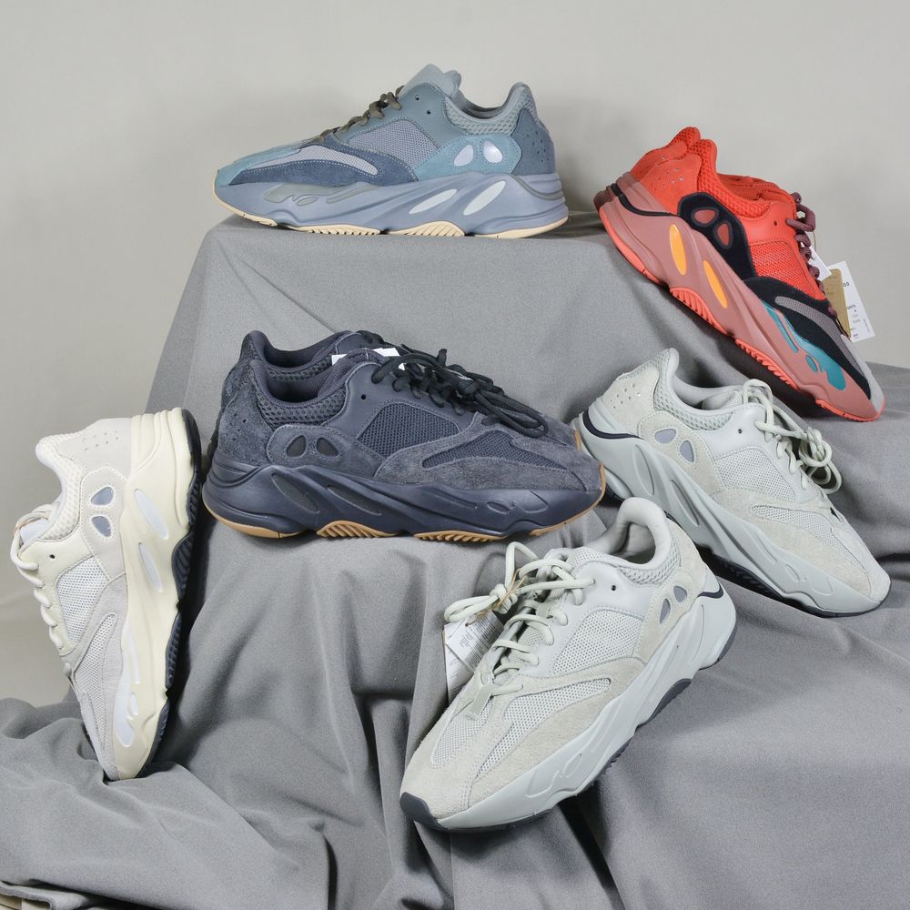Pantofi Sport Adidas Yeezy 700 100% originali