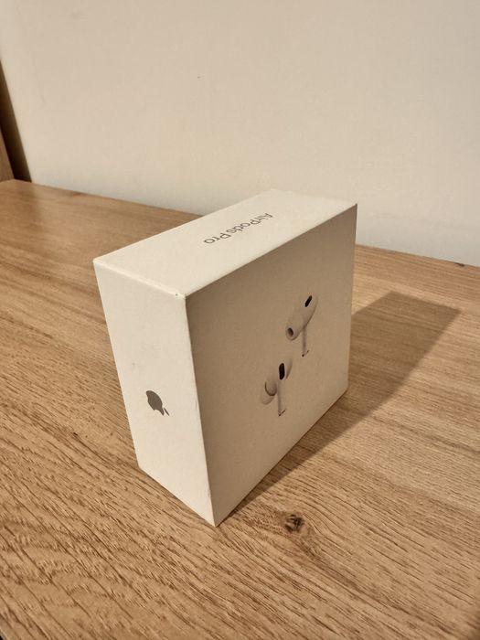 Продавам чисто нови Apple AirPods Pro 2 (USB-C)