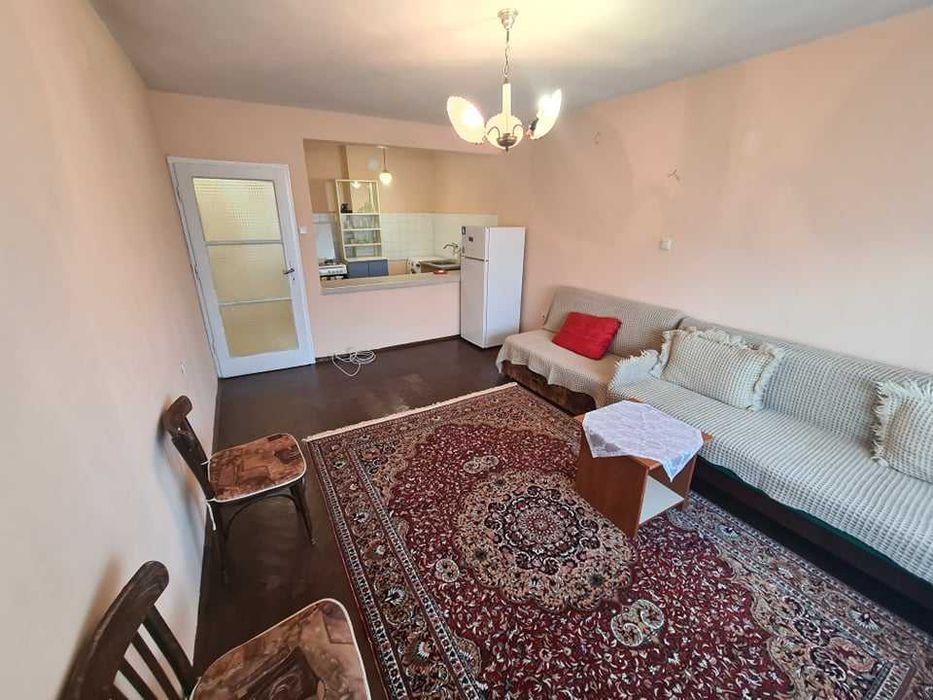 Дава се под наем Двустаен апартамент в Бургас, Лазур - 65 кв.м за 178.5 € - Снимка #4