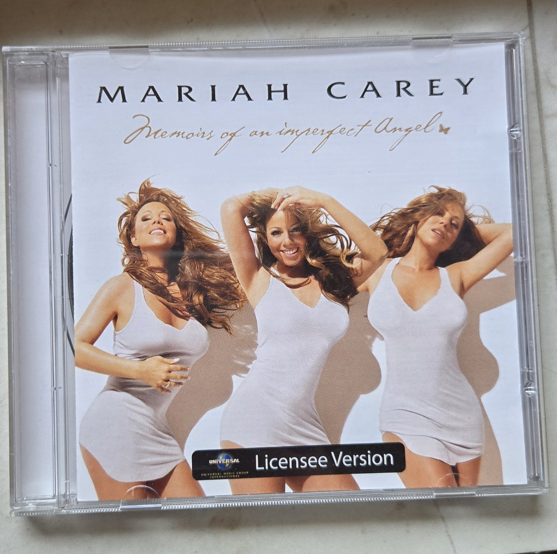 Продавам CD албуми, в отлично състояние.