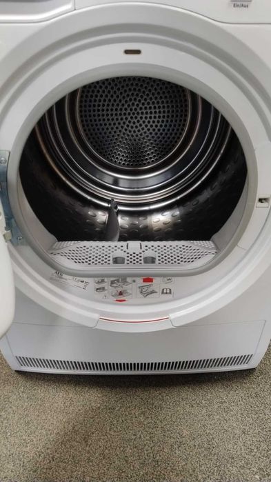 A+++ Сушилня с термопомпа AEG-АЕГ 8 кг Direct Drive SensiDry ProSense