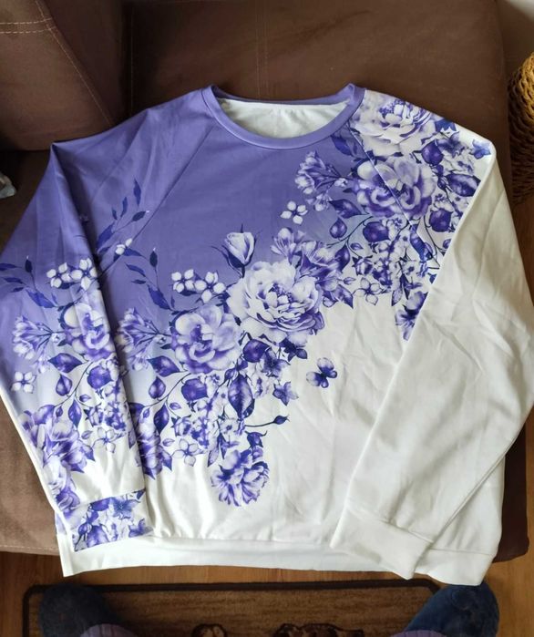 Нова дамска блуза с флорални мотиви