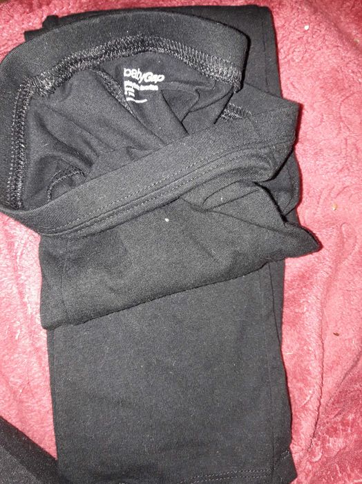 Палто за р 104Дънки клинове и суичер пижамка Gap Benetton за 2 годинки