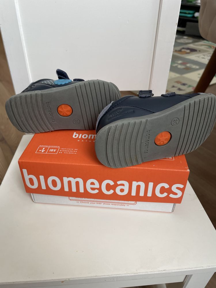 Кожени обувки за момче Biomecanics
