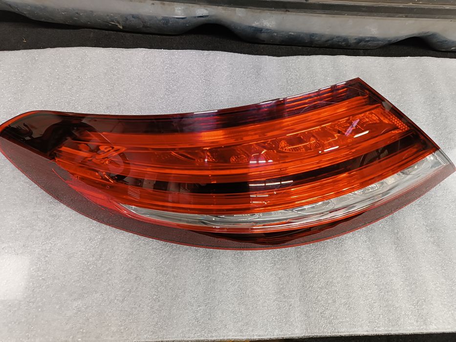 Lampa/Stop Stânga  Mercedes  C w205/Coupe