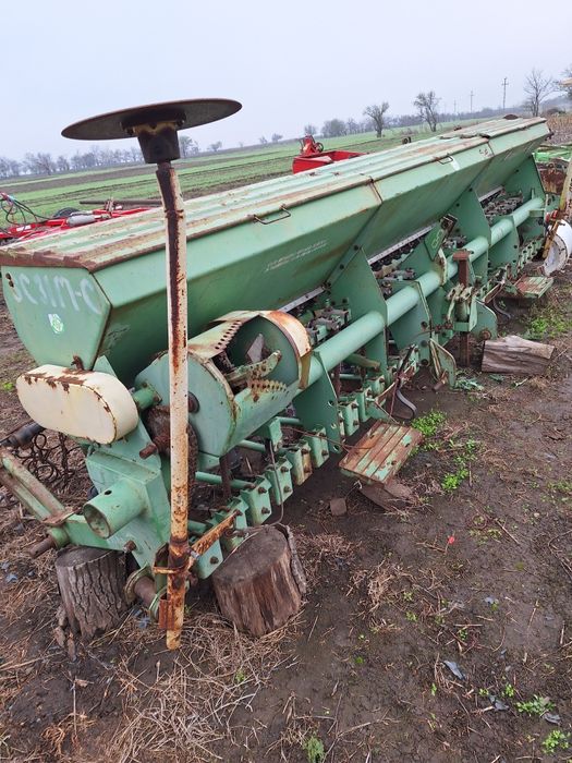 Semănătoare grau Tocătoare