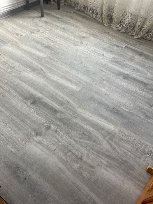 Apartament de vânzare , recent zugrăvit