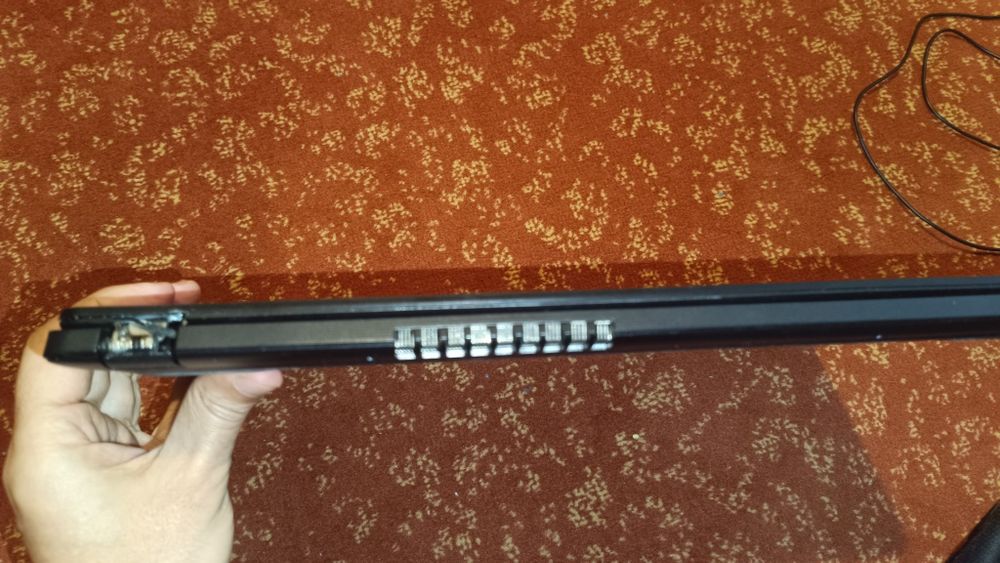 Laptop Acer Aspire 3  cu i3 1005g1,