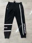 Givenchy анцунг М размер