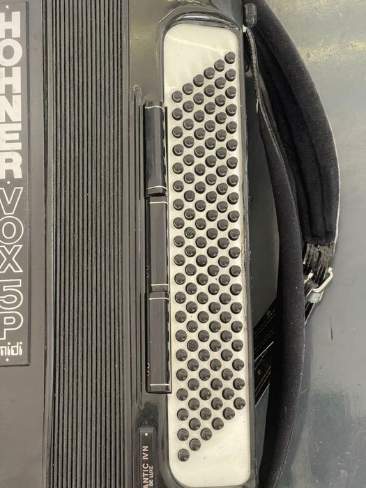 Acordeon HOHNER VOX 5P ATLANTIC IV N 120 Bass Midi -A-