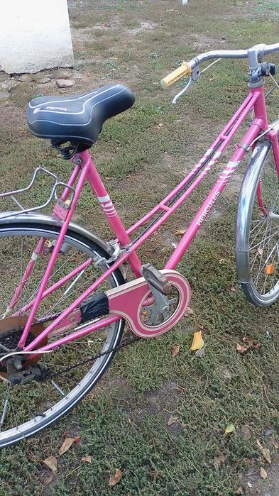 Vând bicicleta dama