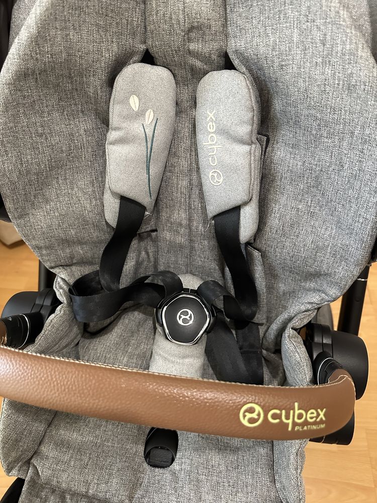 Шаси Cybex Priam 4 Chrome Brown с дизайнерска седалка Koi