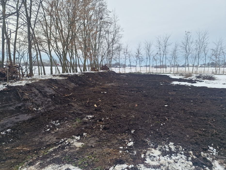 Prestări servicii excavări,fundații,iazuri