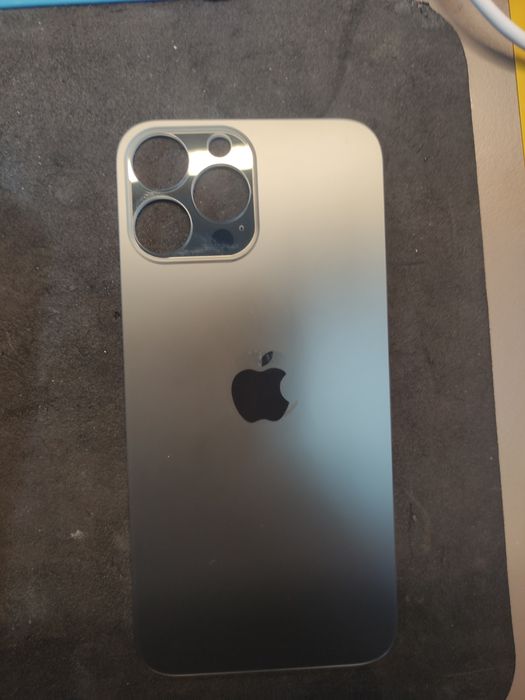 Capac baterie iPhone 14 cu lentile și magnet diverse culori