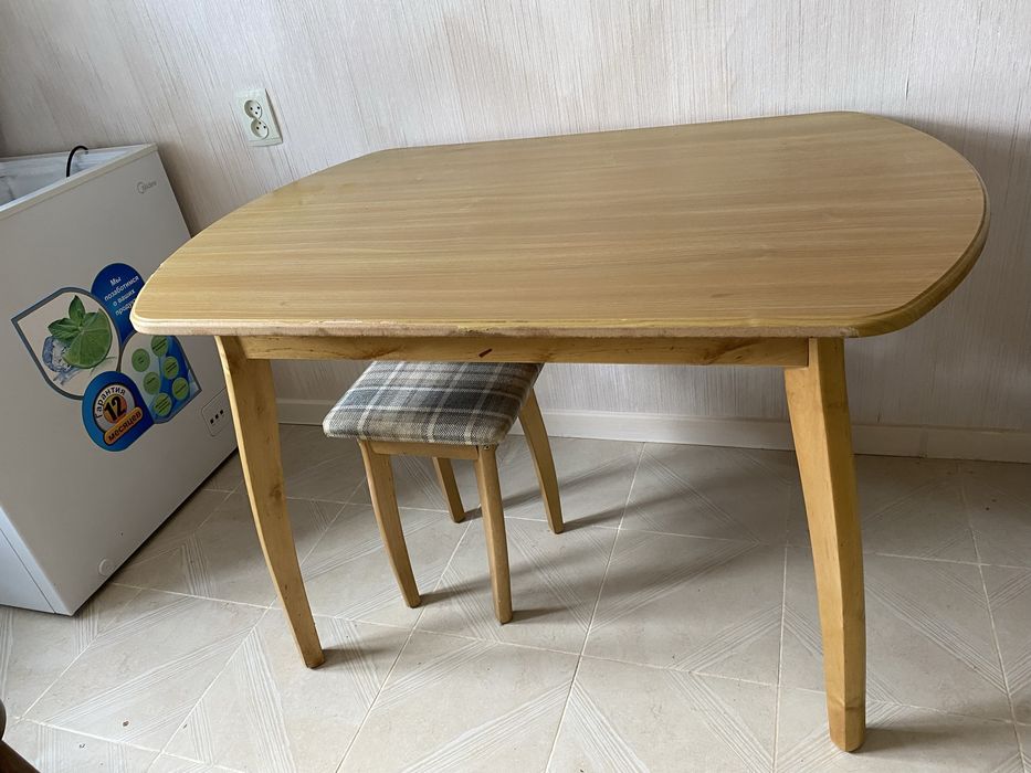 Стол кухонный, б/у