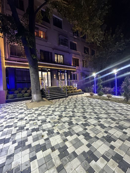 Ц-4 помещение 93м2 под офис с арендатором 2.300$ ор-р мустакиллик