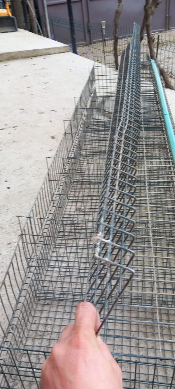 Vând cuști iepuri