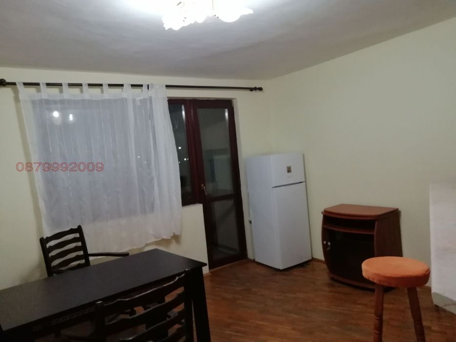 Дава се под наем Тристаен апартамент в Варна, Бриз - 93 кв.м за 500 € - Снимка #3