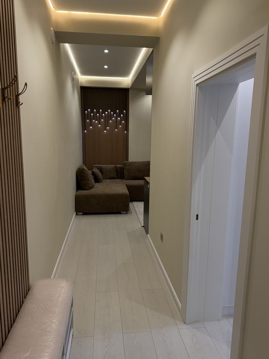 Выдается квартира в аренду 90кв