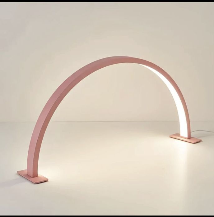 Лампа Луна , дугообразная для маникюра или наращивания ресниц !