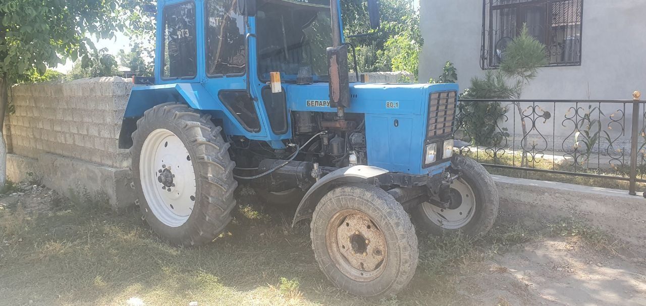 Traktor mtz 80.1