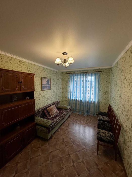 2 этажный дом в районе центрального рынка