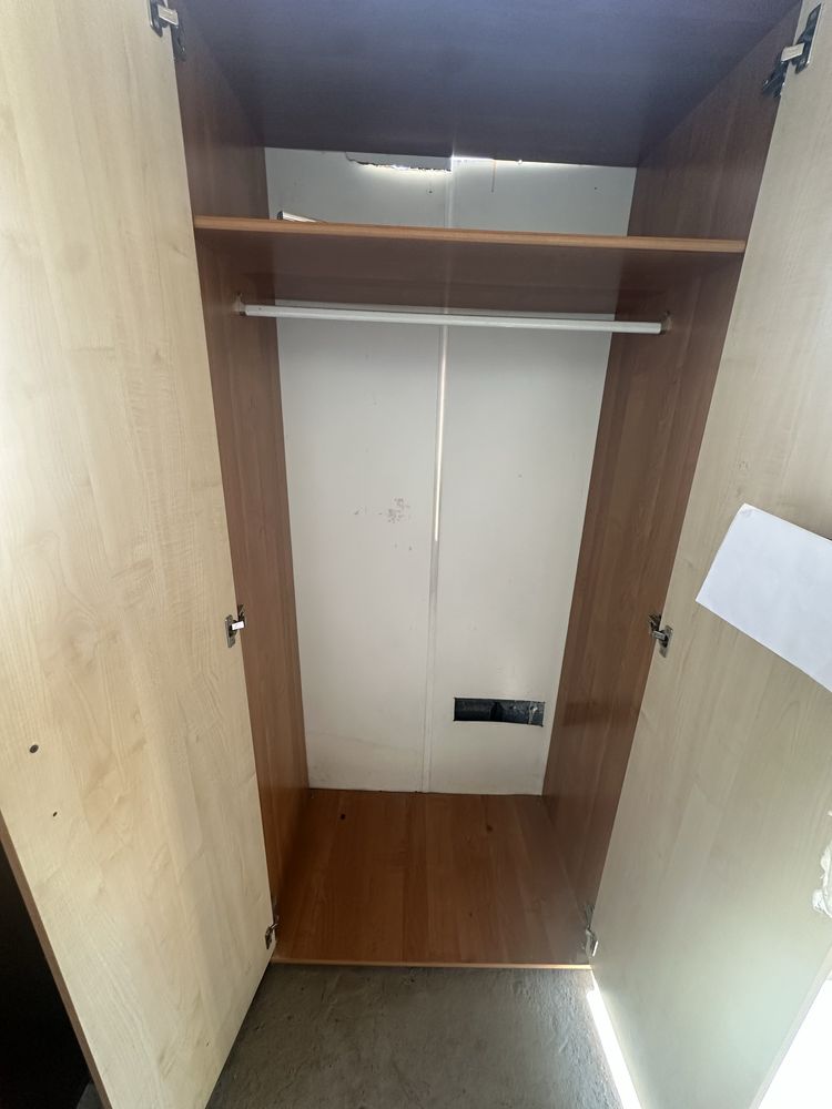 Продам шкаф для одежды ,