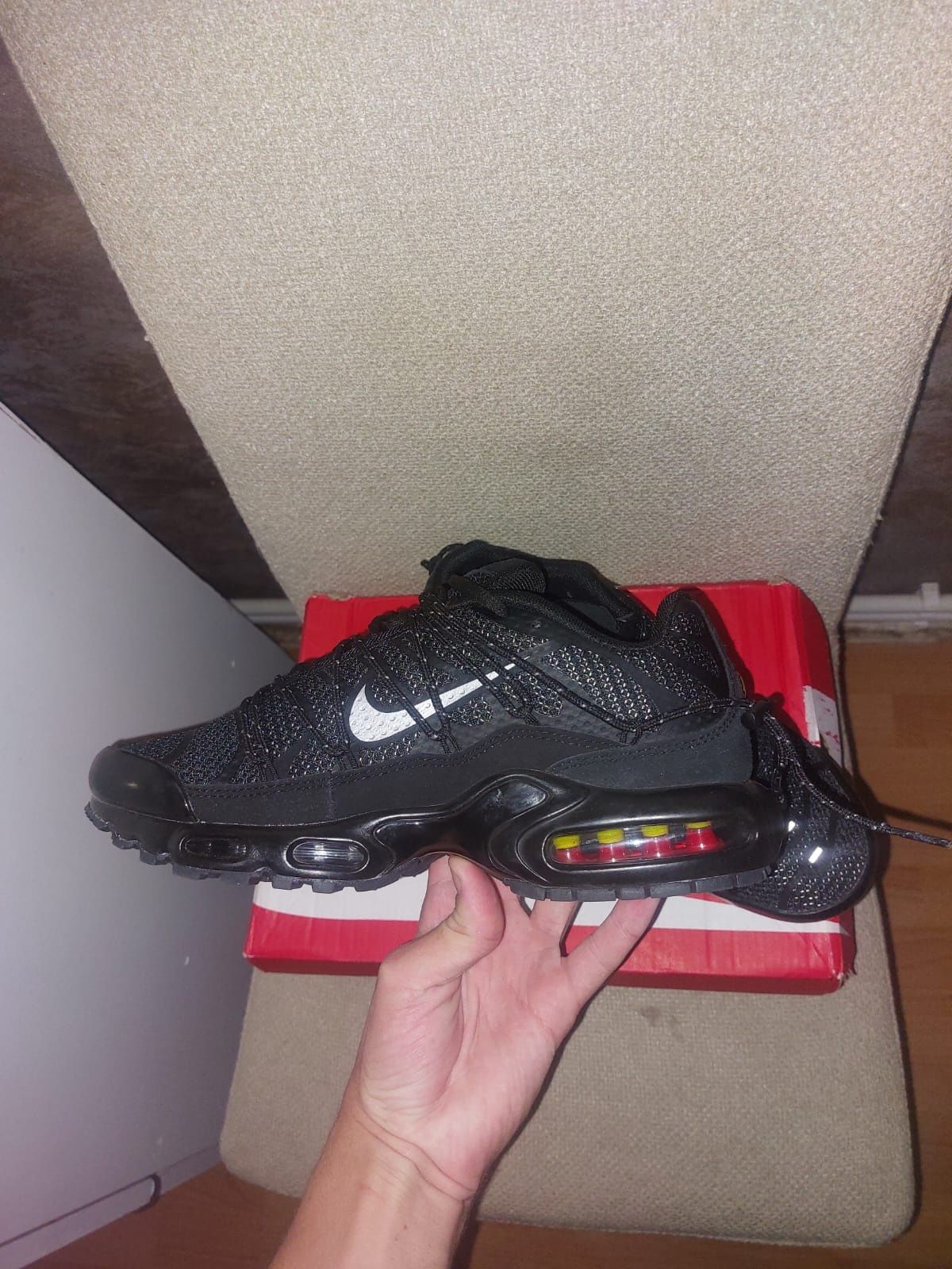 Nike air max plus nefolositi
