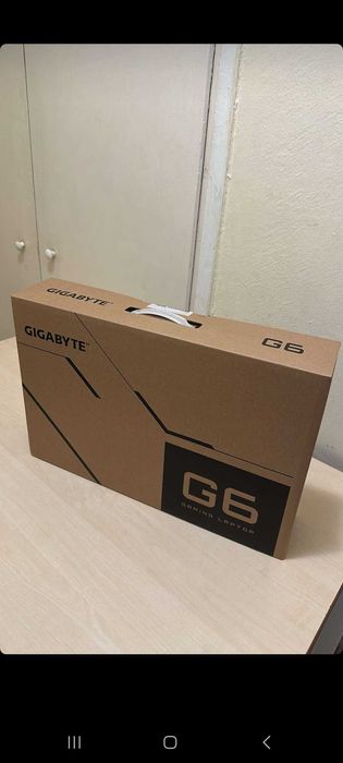 Геймърски лаптоп GIGABYTE G6 KF  НОВ!!!