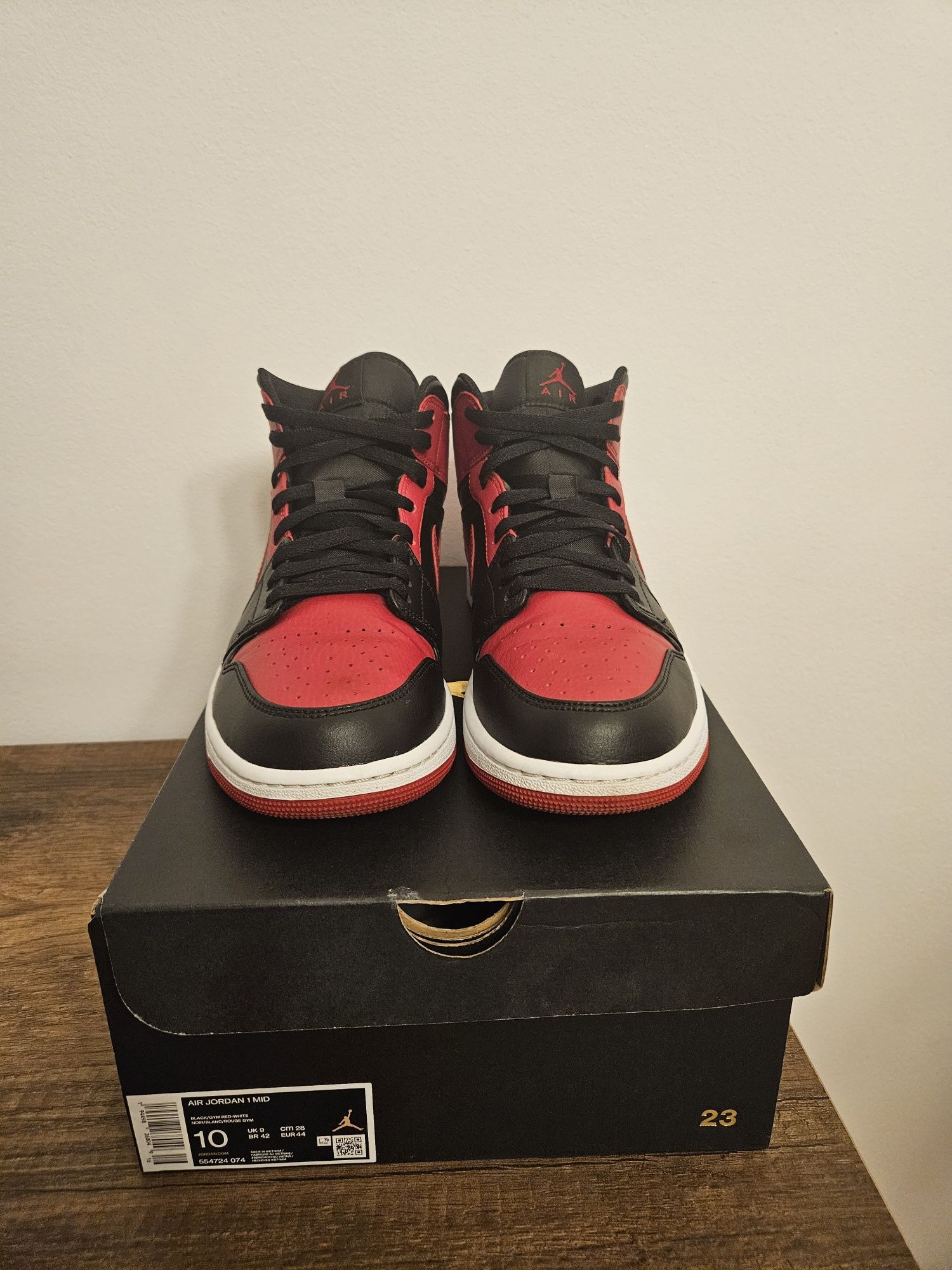 Nike Jordan 1 Mid Alternate Bred 44