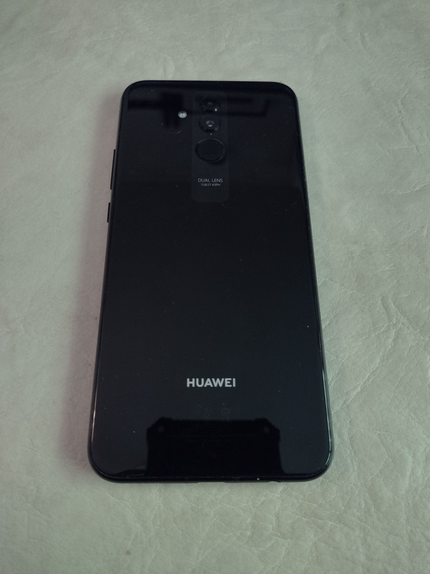 Vând Huawei mate 20 lite