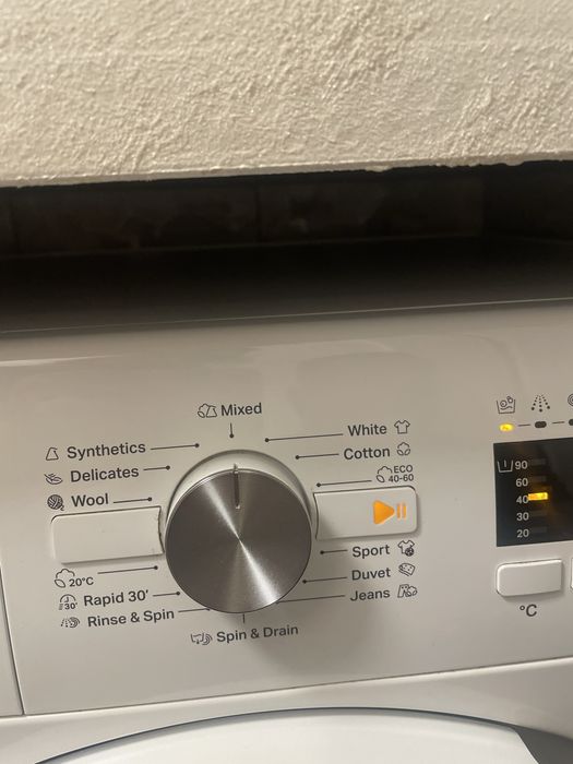 Пералня Whirlpool