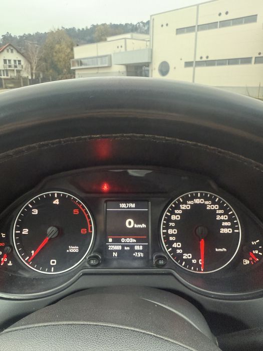 Audi Q5 2.0 Tdi vand sau schimb