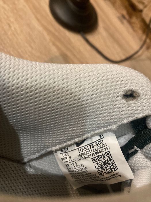 Nike Air Force маратонки , кецове 39