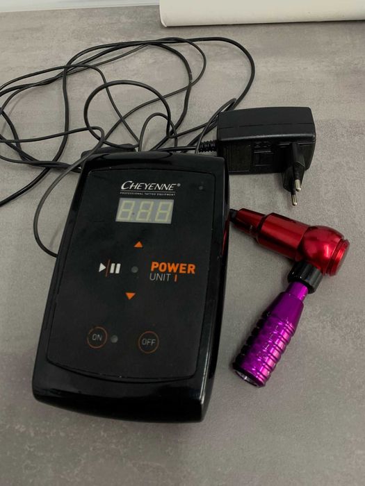 Masina Tatuat Cheyenne Thunder +sursa si 2 grip-uri